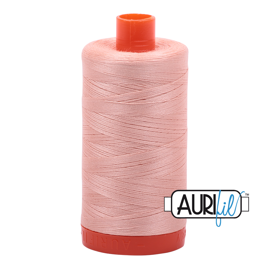Aurifil Garn Baumwollgarn zum Quilten 50wt große Spule kaufen 2420 Light Blush