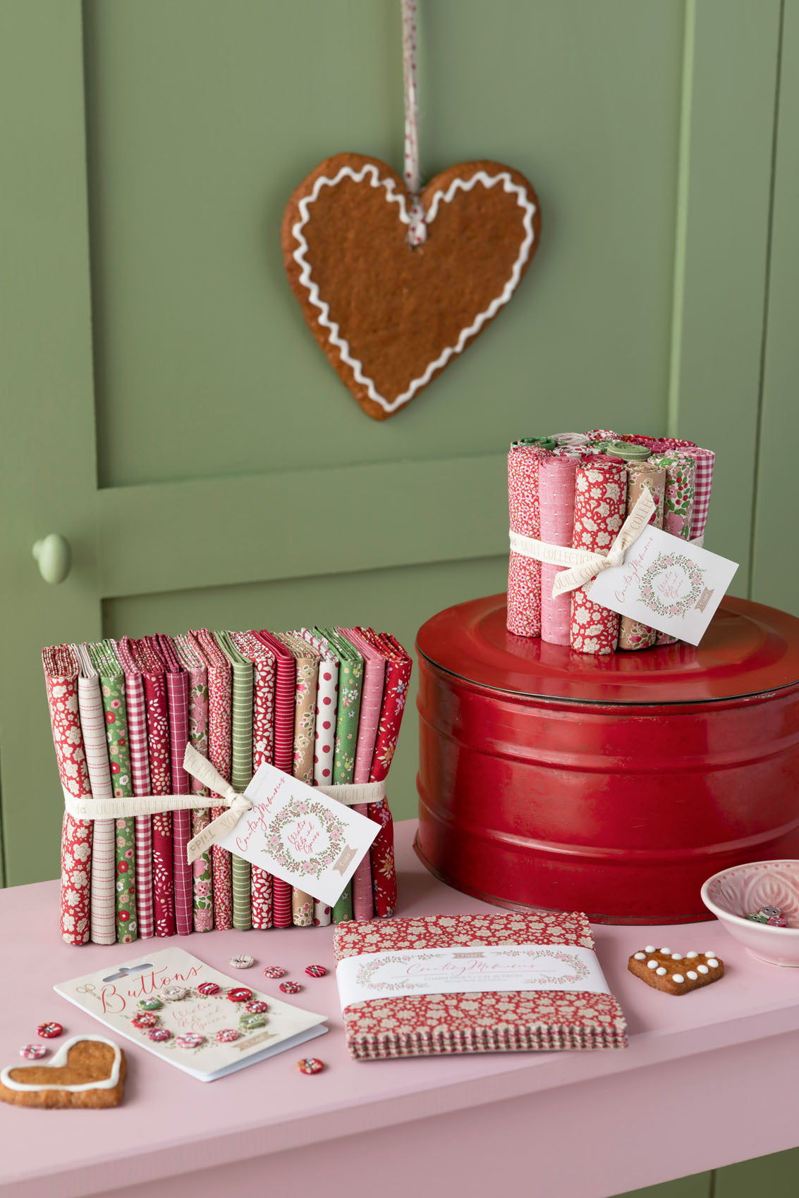 Der Rabe im Schlamm Fat Quarter Bundle Stoffpaket Precuts kaufen Deutschland Patchworkstoff Tilda Creating Memories Winter Christmas Grün Rot