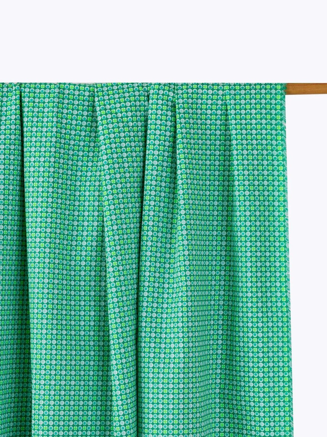 Der Rabe im Schlamm Fat Quarter Patchworkstoff kaufen Petit Pan Paris Stoff Deutschland Neon Neonstoff Django