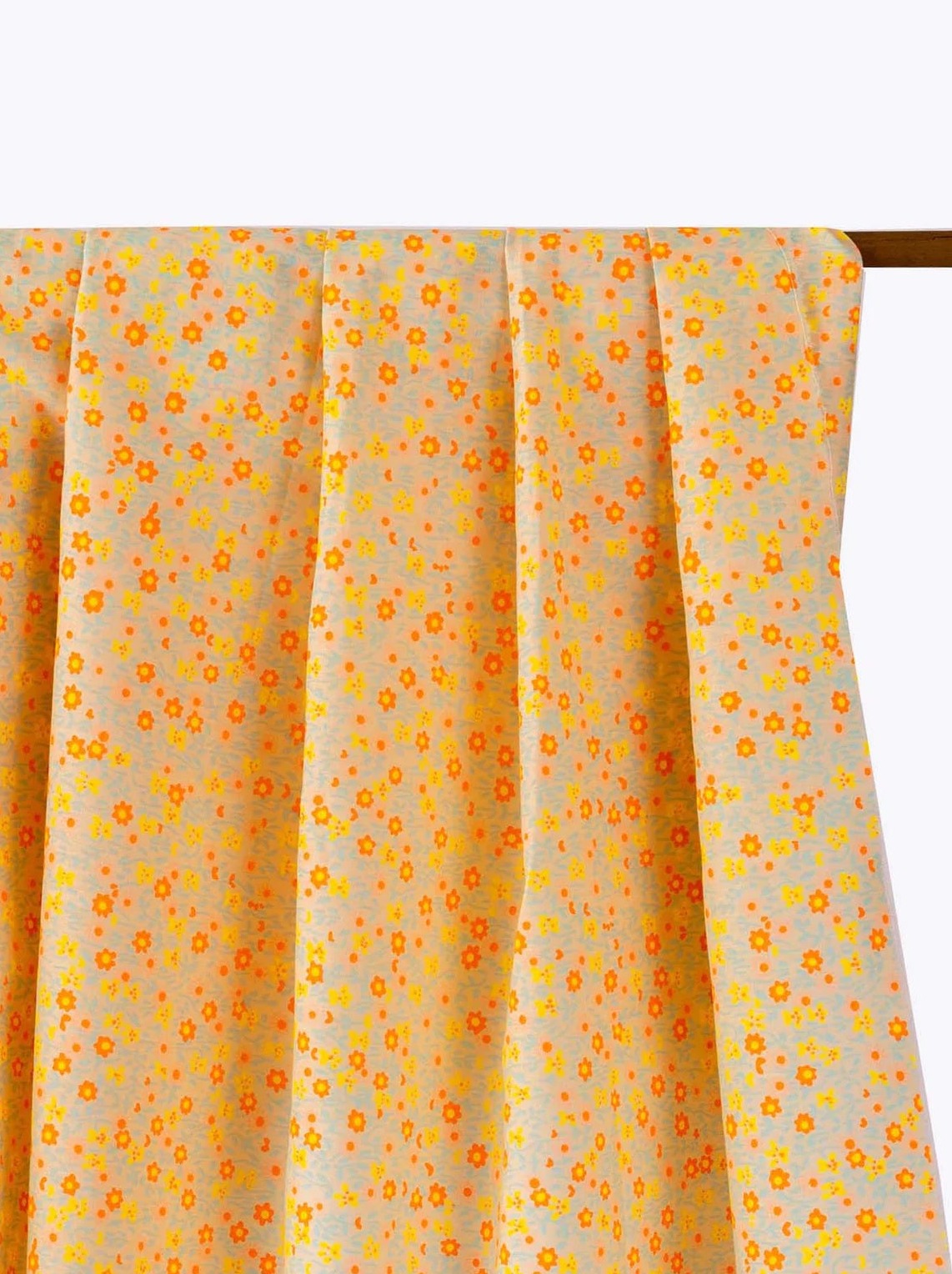 Der Rabe im Schlamm Fat Quarter Patchworkstoff kaufen Petit Pan Paris Stoff Deutschland Neon Neonstoff