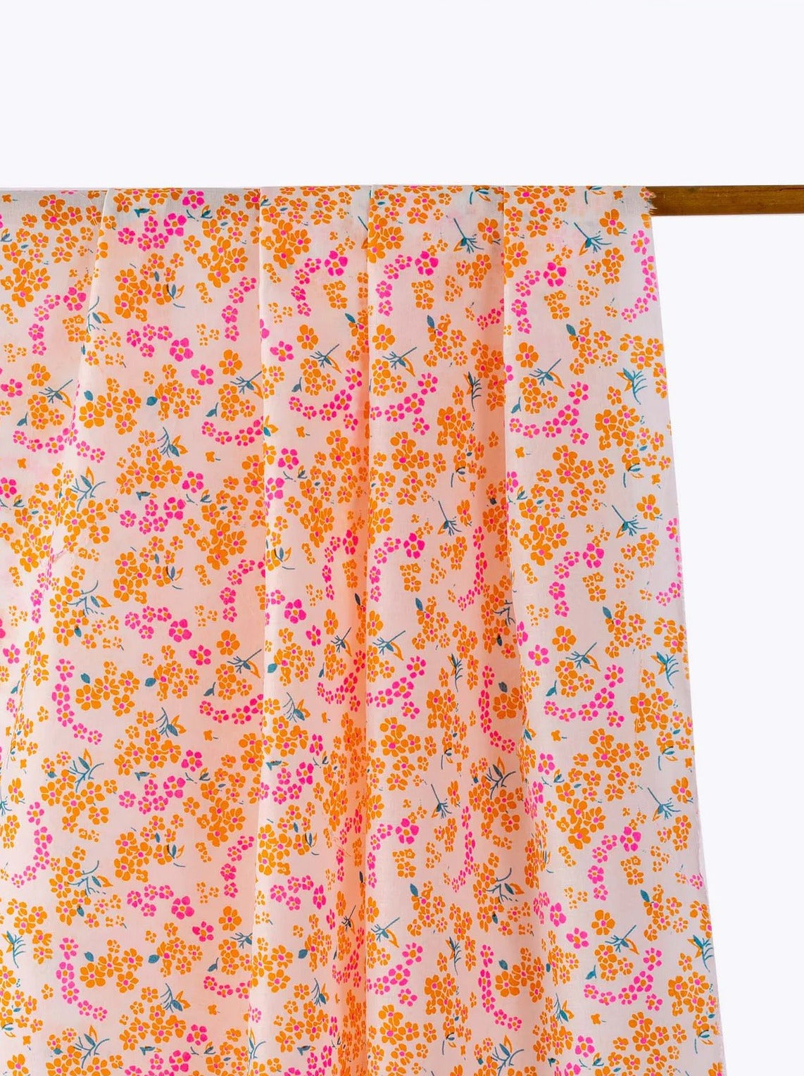 Der Rabe im Schlamm Fat Quarter Patchworkstoff kaufen Petit Pan Paris Stoff Deutschland Neon Neonstoff