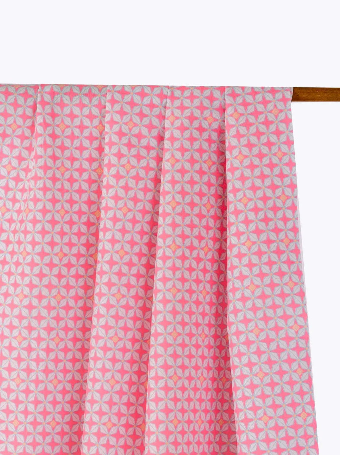 Der Rabe im Schlamm Fat Quarter Patchworkstoff kaufen Petit Pan Paris Stoff Deutschland Neon Neonstoff