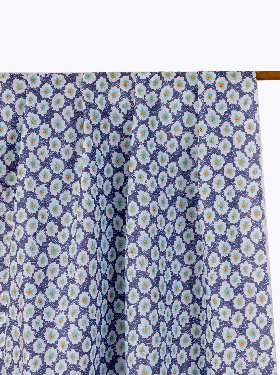 Der Rabe im Schlamm Fat Quarter Patchworkstoff kaufen Petit Pan Paris Stoff Deutschland Neon Neonstoff