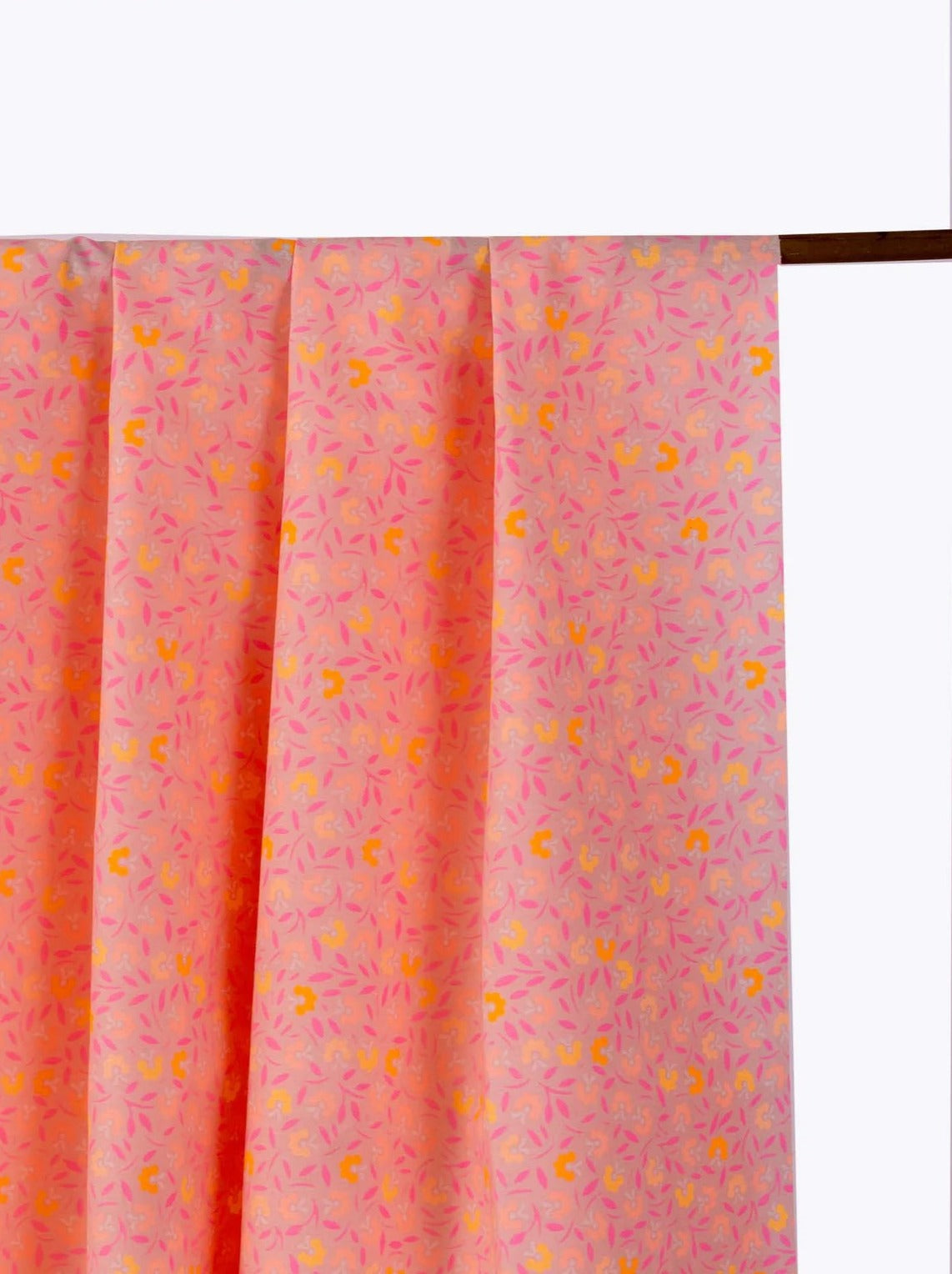 Der Rabe im Schlamm Fat Quarter Patchworkstoff kaufen Petit Pan Paris Stoff Deutschland Neon Neonstoff
