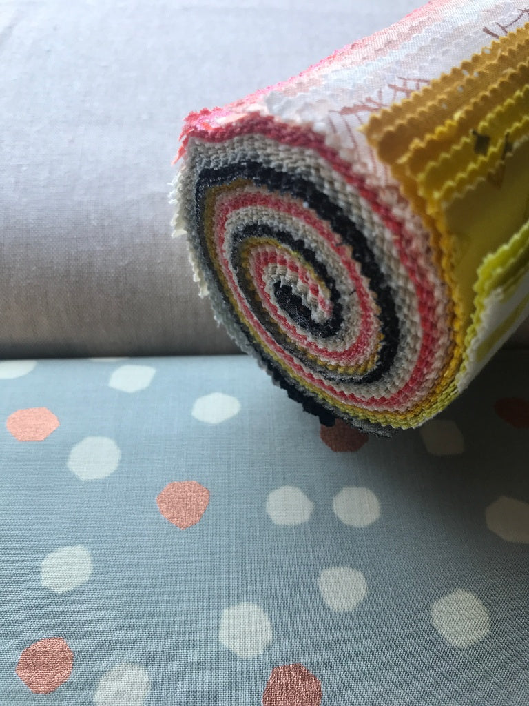 Quilt Kit Materialpackung Nähpaket Ravenbrook 1 Ruby Star Society First Light Essex yarn dyed Linen