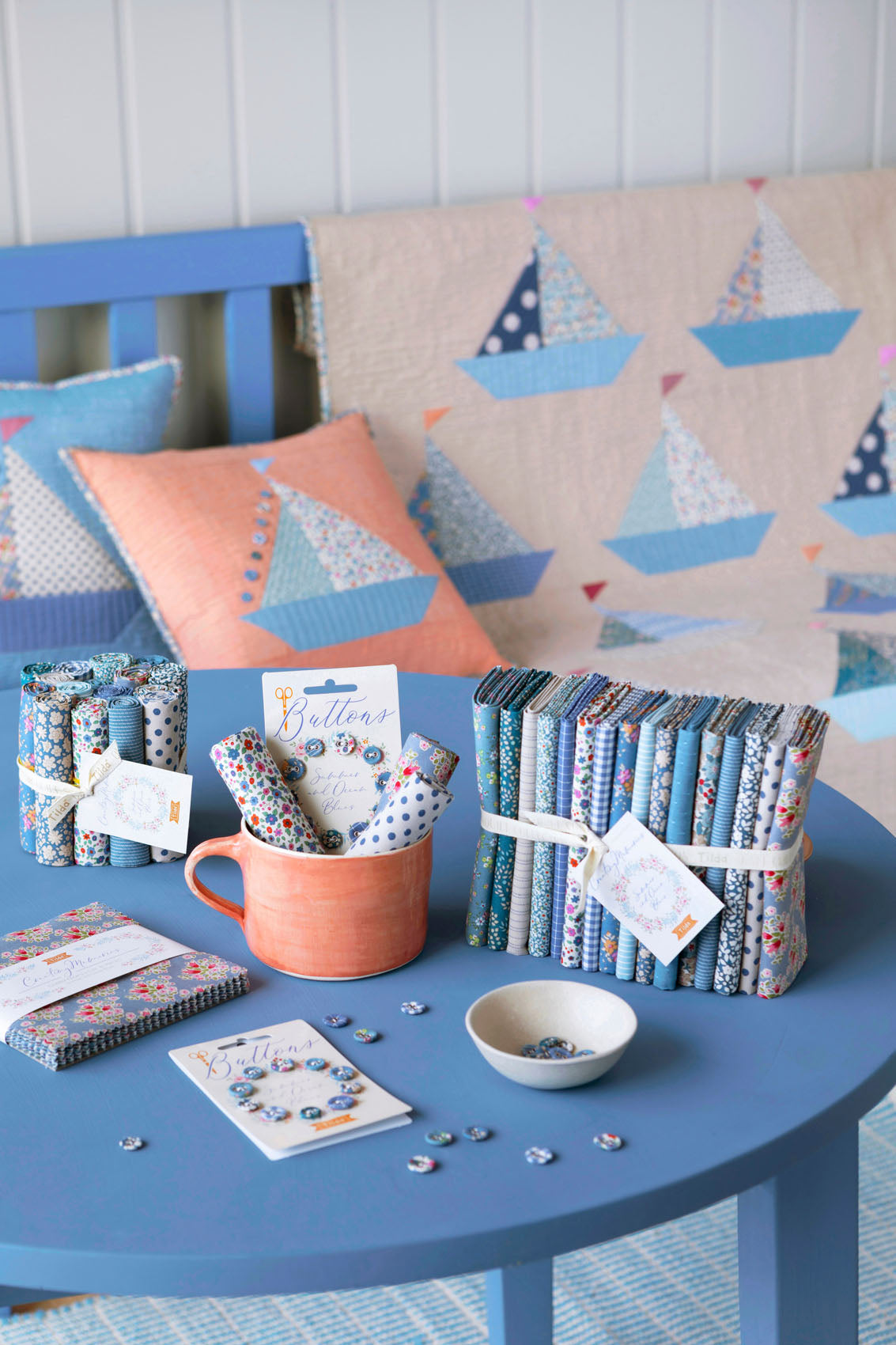 Der Rabe im Schlamm Fat Quarter Bundle Stoffpaket Precuts kaufen Deutschland Patchworkstoff Tilda Creating Memories Summer blau