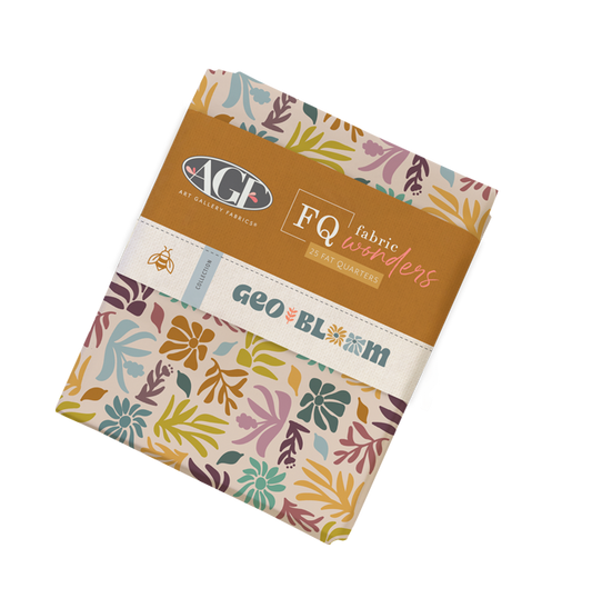 Der Rabe im Schlamm Patchworkstoffe kaufen Quiltshop Deutschland Art Gallery Fabrics Precuts Fabrics Wonders Fat Quarter Bundle Geo Bloom Sewcial Bee Collective 