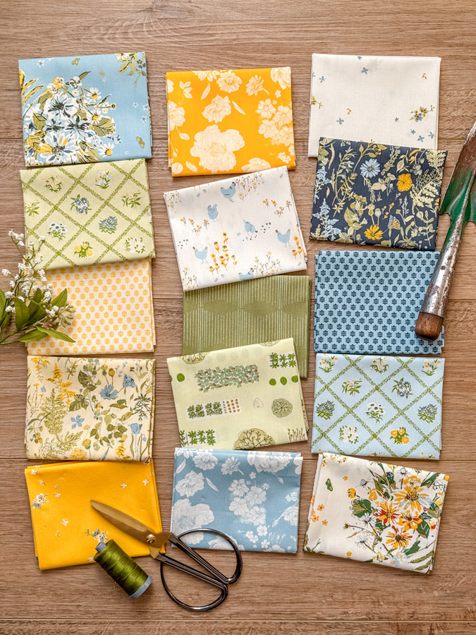 Der Rabe im Schlamm Patchworkstoffe kaufen Quiltshop Deutschland Art Gallery Fabrics Precuts Fabrics Wonders Fat Quarter Bundle Sharon Holland Potager