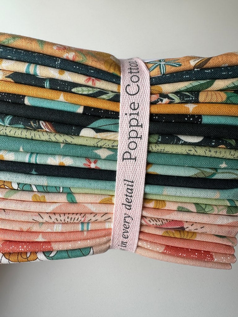 Der Rabe im Schlamm Fat Quarter Bundle Patchworkstoffe kaufen Poppie Cotton Moonbeam Dreams